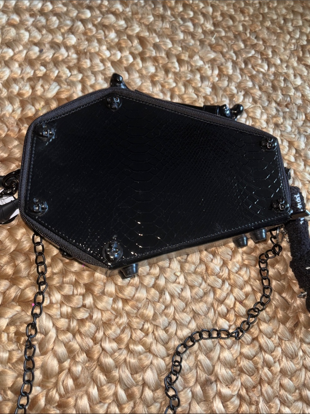 Unique Creepsville Casket Shoulder Bag Faux Snake Goth Rabbit Attached NWOT - Picture 3 of 10